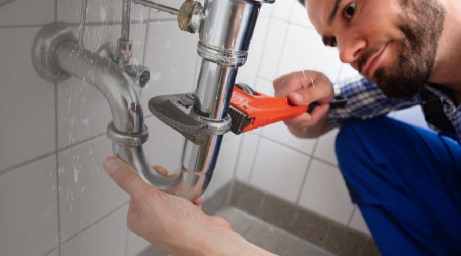 Professional plumber services in Pakistan